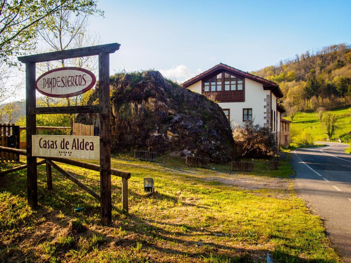 Casas Rurales Pandesiertos Cangas de Onis Exterior photo
