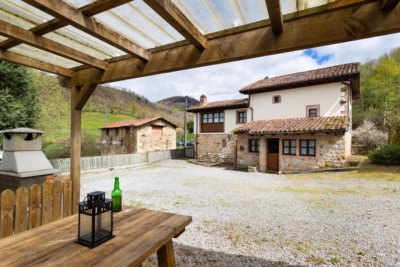 Casas Rurales Pandesiertos Cangas de Onis Exterior photo